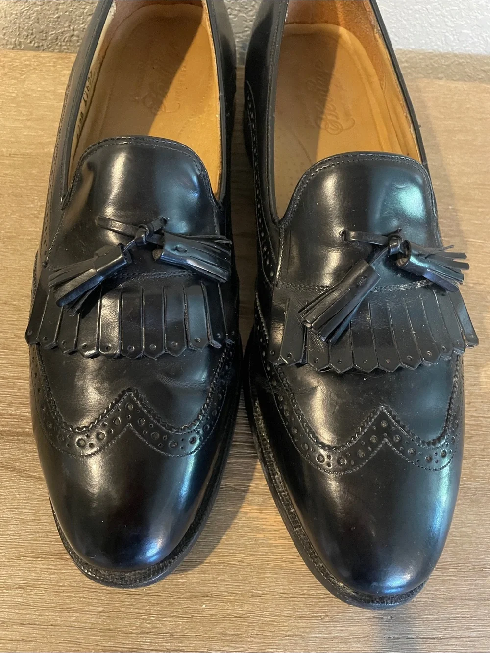 Johnston Murphy Burgundy Wingtip Tassel Oxford Dress Shoes
